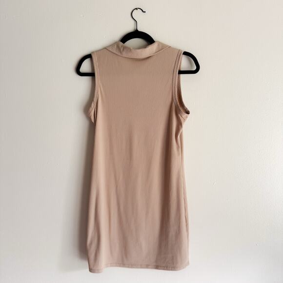 Livi Tan Beige Sleeveless Ribbed Collared V Neck Mini Dress - Large - Picture 4 of 5